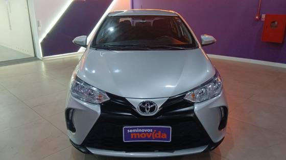 TOYOTA YARIS 1.5 16V FLEX SEDAN XL MULTIDRIVE TOYOTA YARIS 1.5 16V FLEX SEDAN XL MULTIDRIVE
